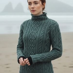 ARAN CRAFTS IRELAND Cabled Funnel Rollneck Irish Fishermen's Sweater Green M